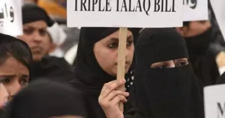 'മോഡേണ്‍ അല്ല മദ്യപാനമില്ല';യുവതിയെ മൊഴി ചൊല്ലി