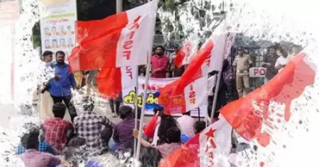 എസ്.എഫ്.ഐയ്ക്ക് രക്തരക്ഷസിന്റെ സ്വഭാവമെന്ന് എ.ഐ.എസ്.എഫ് പ്രവര്‍ത്തന റിപ്പോര്‍ട്ട്; കണ്ണൂരില്‍ വര്‍ഗീയ വിദ്യാര്‍ത്ഥി സംഘടനകളോട് എസ്.എഫ്.ഐയ്ക്ക് മൃദുസമീപനം; സി.പി.ഐയില്‍ നിന്നും പിന്തുണ കിട്ടുന്നില്ലെന്നും വിമര്‍ശനം