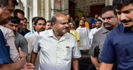 ഗവര്‍ണറുടെ രണ്ടാമത്തെ 'ലവ് ലെറ്റര്‍' എന്നെ വേദനിപ്പിക്കുന്നു; തീരുമാനമെടുക്കണമെന്ന് സ്പീക്കറോട് കുമാരസ്വാമി