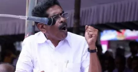 'പട്ടികള്‍ കുരച്ചാല്‍ സാര്‍ത്ഥകസംഘം മുന്നോട്ടുപോകില്ലെന്ന് രാഷ്ട്രീയഭീരുക്കള്‍ ധരിക്കരുത്'; അഭിമന്യുക്കേസിലെ പ്രതികള്‍ക്ക് സര്‍ക്കാര്‍ സംരക്ഷണം നല്‍കിയെന്നും മുല്ലപ്പള്ളി