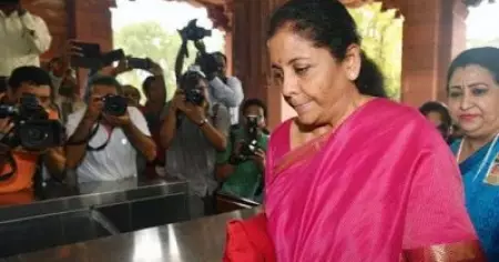 ബജറ്റ് കഴിഞ്ഞപ്പോള്‍ രണ്ടുലക്ഷം കോടി കാണാനില്ല: വിശദീകരിക്കാനാവാതെ കേന്ദ്രസര്‍ക്കാര്‍