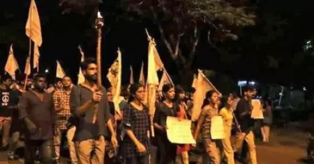 ആര്‍ട്ടിക്കിള്‍ 370: പോണ്ടിച്ചേരി സര്‍വകലാശാലയില്‍ എസ്.എഫ്.ഐ മാര്‍ച്ചിന് നേരെ എ.ബി.വി.പി ആക്രമണം