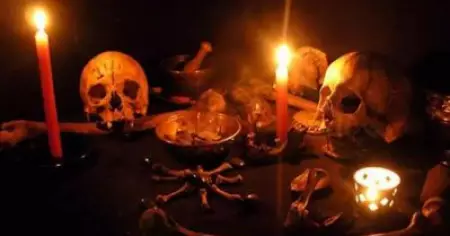 ദുര്‍മന്ത്രവാദം; മന്ത്രവാദിനി 45കാരിയെ ത്രിശൂലം ഉപയോഗിച്ച് കുത്തിക്കൊന്നു