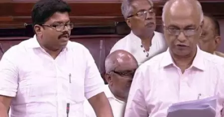 കശ്മീര്‍ പ്രശ്‌നം ചര്‍ച്ച ചെയ്യാനാവശ്യപ്പെട്ട് രാജ്യസഭയില്‍ അടിയന്തരപ്രമേയത്തിന് നോട്ടീസ്; നോട്ടീസ് നല്‍കിയത് എളമരം കരീമും കെ.കെ രാഗേഷും