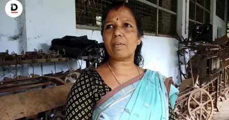 പുഴ കയറിയപ്പോള്‍ ഉപജീവന മാര്‍ഗ്ഗം മുടങ്ങി; സര്‍ക്കാര്‍ സഹായം തേടി വനിതാ കൂട്ടായ്മ