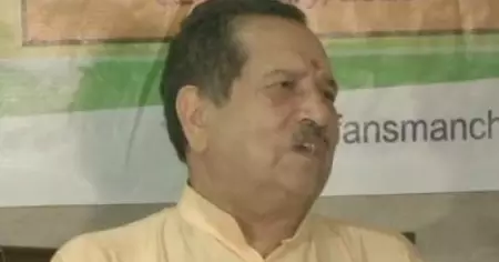ഹേമന്ദ് കര്‍ക്കരെയെ ബഹുമാനിക്കാന്‍ കഴിയില്ലെന്ന് ആര്‍.എസ്.എസ് നേതാവ് ഇന്ദ്രേഷ് കുമാര്‍