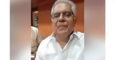 അമ്പലപ്പുഴ പാല്‍പ്പായസം എന്ന പേരില്‍ പാല്‍പ്പായസം വിറ്റ സംഭവം; തോംസണ്‍ ബേക്കറി ഉടമയെ കൊണ്ട് നിര്‍ബന്ധിച്ച് മാപ്പ് പറയിപ്പിക്കുന്ന വീഡിയോ പുറത്ത്