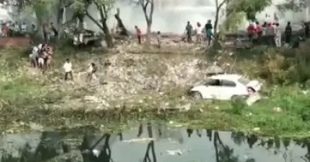 പഞ്ചാബിലെ പടക്ക നിര്‍മാണശാലയില്‍ സ്‌ഫോടനം; 10 മരണം; അമ്പതോളം പേര്‍ കുടുങ്ങിക്കിടക്കുന്നു