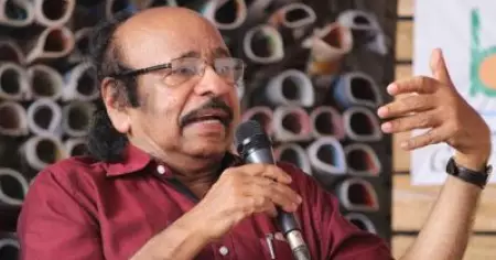 സംസ്‌കൃത പണ്ഡിതരായ മുസ്‌ലീങ്ങളുടെ മഹാപാരമ്പര്യം ഉള്ളപ്പോഴാണ് ഒരു മുസ്‌ലീം സംസ്‌കൃതം പഠിപ്പിക്കുന്നതിനെതിരായി ഇന്ത്യയില്‍ സമരം നടക്കുന്നതെന്ന് സച്ചിദാനന്ദന്‍