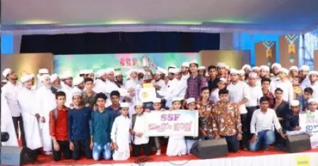 കലയുടെ പൂരം കൊടിയിറങ്ങി സാഹിത്യ കിരീടം നിലനിര്‍ത്തി മലപ്പുറം ഈസ്റ്റ്