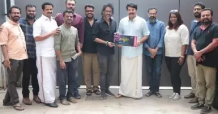 കരുണ മ്യൂസിക് കണ്‍സെര്‍ട് ;ആദ്യ ടിക്കറ്റ് മമ്മൂട്ടിക്ക്