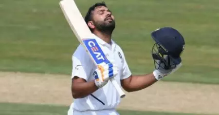 ദക്ഷിണാഫ്രിക്കയ്‌ക്കെതിരെ സെഞ്ചുറി ശീലമാക്കി രോഹിത് ശര്‍മ; റാഞ്ചിയിലും വെറുതെവിട്ടില്ല; ഇത്തവണ 'വീരു സ്‌റ്റൈലി'ല്‍