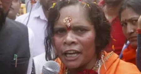 'രാജ്യംകണ്ട ഏറ്റവും വലിയ റേപിസ്റ്റ് ആണ് നെഹ്‌റു'; രാഹുലിനെതിരെ സാധ്വി പ്രാചി