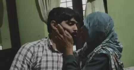 ഒടുവില്‍ സക്കരിയ എത്തി; ഒരു ദിവസത്തെ ജാമ്യത്തില്‍ തളര്‍ന്നുകിടക്കുന്ന ഉമ്മയെ കാണാന്‍