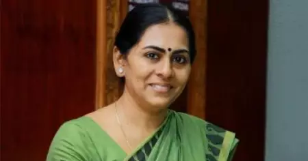ഒടുവില്‍ കോണ്‍ഗ്രസില്‍ തീരുമാനമായി; കൊച്ചി മേയര്‍ സൗമിനി ജെയിനിനെ മാറ്റും