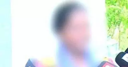 പൊലീസിനെ വിശ്വസിച്ചത് തെറ്റായിപ്പോയി'; പൊലീസിന്റെ വീഴ്ചകള്‍ എണ്ണിപ്പറഞ്ഞ് വാളയാറില്‍ കൊല്ലപ്പെട്ട പെണ്‍കുട്ടികളുടെ അമ്മ വീണ്ടും രംഗത്ത്