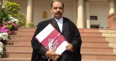 'കേസ് തീർപ്പാക്കുന്നതിന് ജഡ്ജിക്കും കമ്മീഷണർക്കും കൊടുക്കാൻ മൂന്ന് ലക്ഷം വാങ്ങി'; ആളൂരിനെതിരെ പരാതിക്കാരി വീണ്ടും