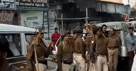 മുത്തൂറ്റ് ശാഖയില്‍ വന്‍കൊള്ള; 55 കിലോ സ്വര്‍ണം കവര്‍ന്നു
