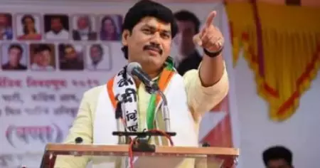 'ഞാന്‍ പവാര്‍ സാഹിബിനൊപ്പമാണ്, ദയവുചെയ്ത് കിംവദന്തികള്‍ പ്രചരിപ്പിക്കരുത്'; ശരത് പവാറിന് വീണ്ടും പിന്തുണ അറിയിച്ച് ധനഞ്ജയ് മുണ്ടെ