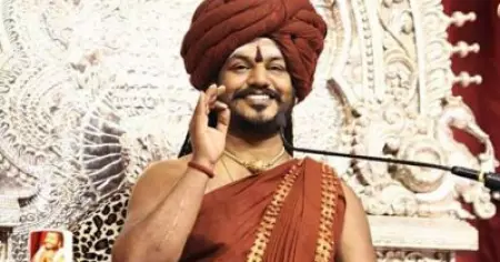 അറസ്റ്റ് ഭയന്ന് നിത്യാനന്ദ രാജ്യം വിട്ടു; എന്തായാലും അറസ്റ്റ് ചെയ്യുമെന്ന് പൊലീസ്