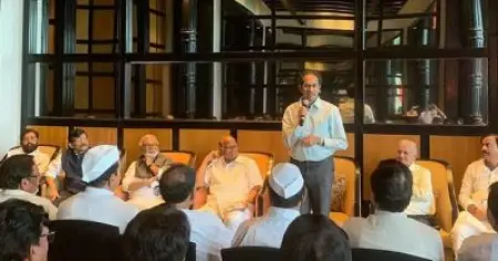 ശക്തിപകരാന്‍ ശരദ് പവാറെത്തി; മഹാരാഷ്ട്രയില്‍ രാഷ്ട്രീയ നീക്കത്തിന് തുടക്കം