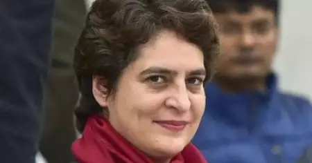 വയനാടിന് പ്രിയം പ്രിയങ്കയോട്; രാഹുലിനെയും കടന്ന് ഭൂരിപക്ഷം