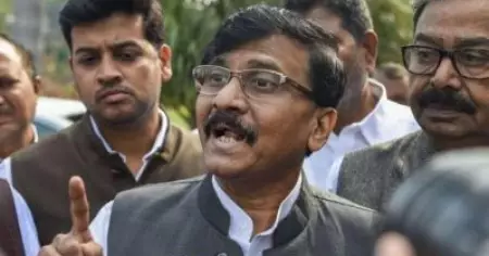 'ഞങ്ങളുടെ എം.എല്‍.എമാരെ അണിനിരത്താന്‍ പോവുകയാണ്, നേരിട്ടുവന്ന് ഈ ശക്തി കണ്ടോളൂ'; മഹാരാഷ്ട്രയില്‍ പുതിയ നീക്കവുമായി ശിവസേന