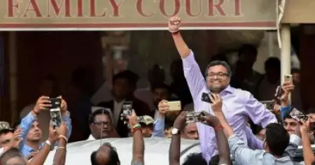 'ഹോ..ഒടുവില്‍ 106 ദിവസത്തിന് ശേഷം'; ചിദംബരത്തിന്റെ ജാമ്യത്തില്‍ പ്രതികരിച്ച് കാര്‍ത്തി ചിദംബരം