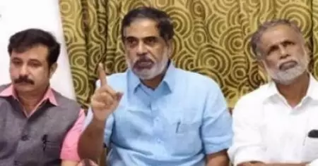 ഫാത്തിമ ലത്തീഫിന്റെ ആത്മഹത്യ: 'സഹപാഠികളുടെ പേരുകളും എഴുതി വെച്ചിട്ടുണ്ട്'; പൊലീസിന്റെ കയ്യിലുള്ളത് മാറ്റം വരുത്തിയ സി.സി.ടി.വി ദൃശ്യങ്ങളെന്നും പിതാവ്