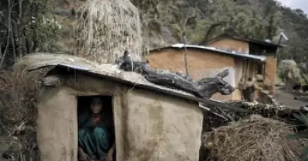 നേപ്പാളിലെ 'ആര്‍ത്തവ കുടിലില്‍' പെട്ട് പെണ്‍കുട്ടി മരിച്ച സംഭവം; ബന്ധു അറസ്റ്റില്‍
