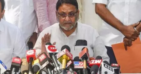 'ജയ് മോദി' എന്ന് വിളിക്കുന്നവര്‍ക്ക് പൗരത്വം മാത്രമല്ല അവാര്‍ഡും ലഭിക്കും; അദ്‌നന്‍ സമിക്ക് പദ്മ പുരസ്‌കാരം നല്‍കിയ കേന്ദ്രത്തിനെതിരെ നവാബ് മാലിക്
