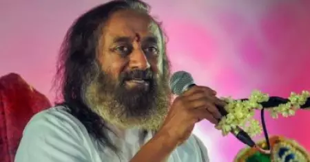 തമിഴ് ലങ്കക്കാര്‍ക്ക് പൗരത്വം നല്‍കണമെന്ന് കേന്ദ്ര സര്‍ക്കാറിനോട് അഭ്യര്‍ഥിച്ച് ശ്രീ ശ്രീ രവിശങ്കര്‍