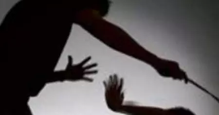 സ്ത്രീകള്‍ക്ക് ദുരിതമായി യോഗിയുടെ യുപി; ലൈംഗികാതിക്രമ കേസില്‍ ജാമ്യത്തിലിറങ്ങിയ പ്രതികള്‍ പെണ്‍കുട്ടിയുടെ അമ്മയെ കൊലപ്പെടുത്തി