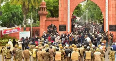 'ഹോസ്റ്റലിനകത്ത് പൊലീസ് കയറാന്‍ പാടില്ലായിരുന്നു'; യു.പി പൊലീസിനെതിരെ പരാതി നല്‍കാനൊരുങ്ങി അലിഗഡ് മുസ്‌ലിം സര്‍വ്വകലാശാല