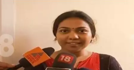 രണ്ട് ദിവസമായി പുറത്തിറങ്ങാന്‍ കഴിയുന്നില്ലെന്ന് ആതിര; എല്ലാ പിന്തുണയും വാഗ്ദാനം ചെയ്ത് വനിതാ കമ്മീഷന്‍