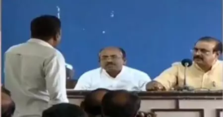 'നിങ്ങള്‍ മദ്യപിച്ചിട്ടുണ്ടോ?'; വാര്‍ത്താസമ്മേളനത്തിനിടെ ചോദ്യം ചോദിച്ച മാധ്യമ പ്രവര്‍ത്തകനെ അധിക്ഷേപിച്ച് ടി.പി സെന്‍കുമാര്‍