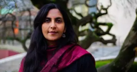 ഇതാണ് ആ സോഷ്യലിസ്റ്റ്, ക്ഷമ സാവന്ത്; അമേരിക്കയില്‍ പൗരത്വ നിയമത്തിനെതിരെ പ്രമേയം അവതരിപ്പിച്ചതിനു പിന്നിലെ ബുദ്ധികേന്ദ്രം