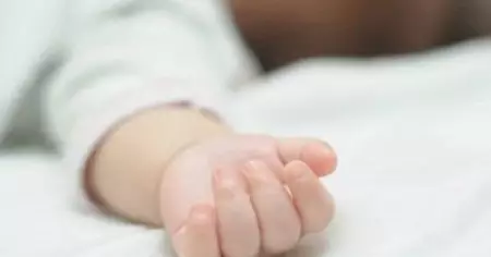 ഒരു കുടുംബത്തിലെ ആറ് കുട്ടികളുടെ മരണം: മൃതദേഹം പുറത്തെടുത്ത് പോസ്റ്റ്മാര്‍ട്ടം നടത്തി; അസ്വാഭാവികതയില്ലെന്ന് റിപ്പോര്‍ട്ട്