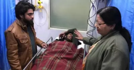ജാമിഅ; പൊലിസ് ആക്രമണത്തില്‍ പരിക്കേറ്റ വിദ്യാര്‍ത്ഥികളെ സന്ദര്‍ശിച്ച് സര്‍വകലാശാല വൈസ് ചാന്‍സലര്‍