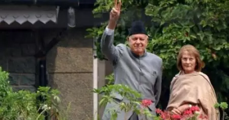 ഏഴ് മാസത്തെ വീട്ടു തടങ്കലിന് ശേഷം ഫാറൂഖ് അബ്ദുള്ളയ്ക്ക് മോചനം
