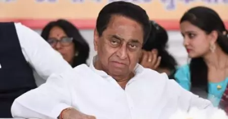 മധ്യപ്രദേശ് ഉപതെരഞ്ഞെടുപ്പ്; 18 സീറ്റുകളില്‍ ബി.ജെ.പിയ്ക്ക് ലീഡ്, കോണ്‍ഗ്രസ് ലീഡ് 8 ആയി ചുരുങ്ങി ; ക്ഷേത്രദര്‍ശനം നടത്തി കമല്‍നാഥ്
