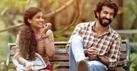 അത് ഞാന്‍ നേരത്തെ പറഞ്ഞില്ലെ പൊട്ടാ; പ്രണയിതാക്കളായി അന്ന ബെന്നും റോഷനും; കപ്പേളയുടെ പുതിയ ടീസര്‍