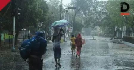 കൊവിഡിനേക്കാൾ ഭീകരം ഉംപൂൺ; ദയവ് ചെയ്ത് ഈ സമയത്ത് രാഷ്ട്രീയം കളിക്കരുത്, മാനുഷിക പരി​ഗണന വേണം; കേന്ദ്രത്തോട് മമത ബാനർജി