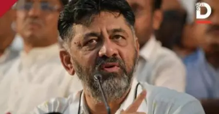 ആ പരാതി തന്നത് ബി.ജെ.പിക്കാരനല്ലേ; സോണിയ ഗാന്ധിയ്‌ക്കെതിരായ കേസ് പിന്‍വലിക്കണമെന്ന് യെദിയൂരപ്പയോട് ഡി.കെ ശിവകുമാര്‍