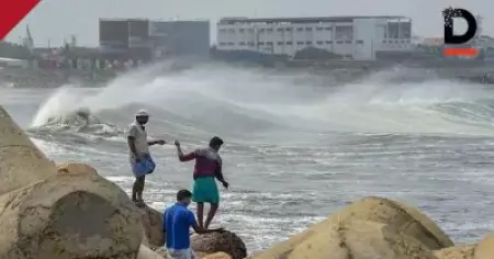ഉംപുണ്‍ തീരത്തോടടുക്കുന്നു; ഒഡീഷയിലും ബംഗാളിലും കനത്ത കാറ്റും മഴയും; ജാഗ്രതയില്‍ സംസ്ഥാനങ്ങള്‍