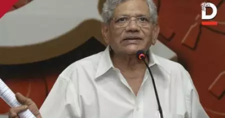 ഭരണകൂടം ക്ഷേത്ര നിര്‍മാണം ഏറ്റെടുക്കുന്നത് ഇന്ത്യയുടെ മതേതര ജനാധിപത്യ സ്വഭാവത്തെ തകര്‍ക്കുന്നത്: സീതാറാം യെച്ചൂരി