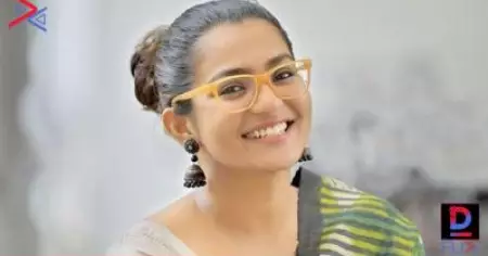 'അമ്മ' സംഘടനയെ എ.എം.എം.എ എന്ന് മാത്രമേ വിളിക്കൂ, ഡബ്ല്യു.സി.സിയെ ആരും അമ്മായി എന്നും വിളിക്കേണ്ടതില്ല: പാര്‍വതി തിരുവോത്ത്