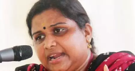 ശ്രീജ നെയ്യാറ്റിന്‍കരയുടെ പേരില്‍ ഫേക്ക് അക്കൗണ്ട്, വ്യാപകമായി അശ്ലീല മെസേജുകളും കോളുകളും, പിന്നില്‍ കോണ്‍ഗ്രസുകാരെയും സംശയിക്കുന്നെന്ന് ശ്രീജ
