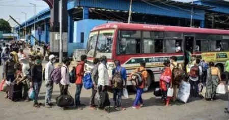 അതിഥി തൊഴിലാളികളുടെ കുടിയേറ്റത്തിന് കാരണം വ്യാജവാര്‍ത്ത മൂലമുണ്ടായ പരിഭ്രാന്തി; പുതിയ വാദവുമായി കേന്ദ്രസര്‍ക്കാര്‍