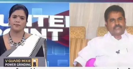പ്രതികളെ സംരക്ഷിക്കാനായി പൊലീസിനെ വിളിച്ചിരുന്നോയെന്ന് അവതാരക; ചോദ്യത്തിന് വ്യക്തമായ മറുപടി നല്‍കാതെ അടൂര്‍ പ്രകാശ് എം.പി
